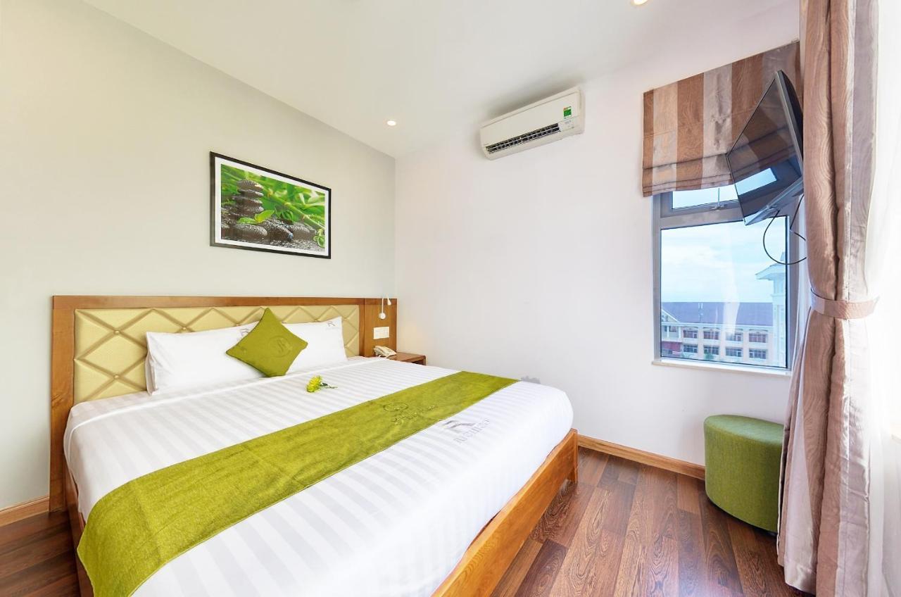 Hang Grand Danang Beach Zewnętrze zdjęcie
